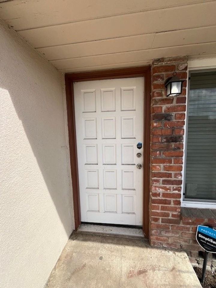 2344 W Walnut Ave - Photo 4 of 13