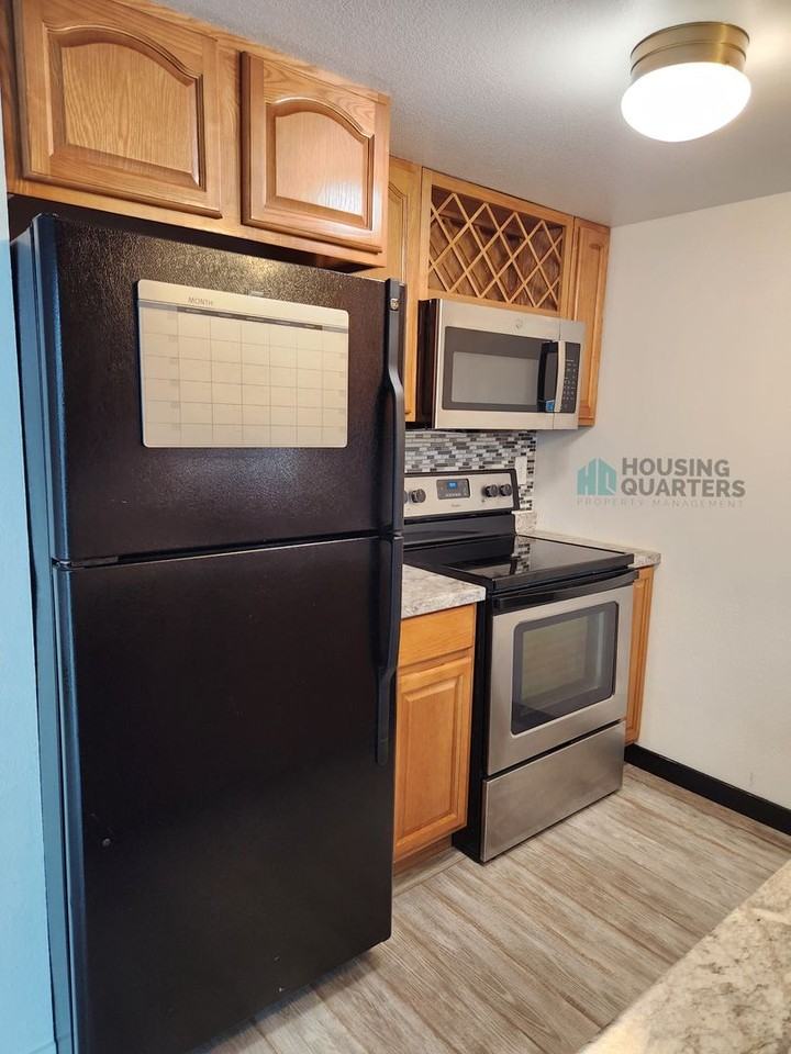 2107 N Houk Rd #7 - Photo 4 of 18