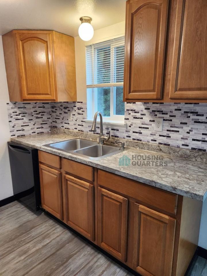 2107 N Houk Rd #7 - Photo 5 of 18