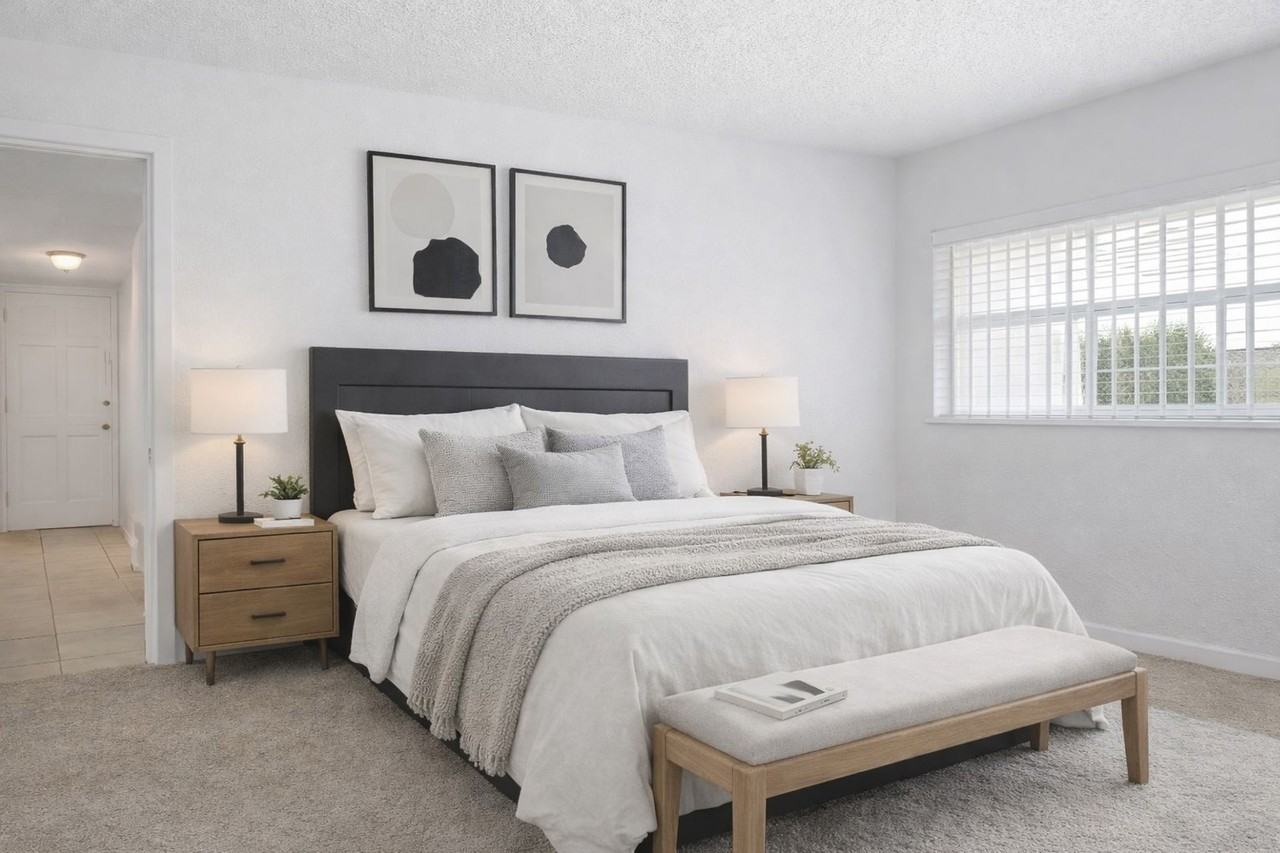 Midship Apartments - Photo 6 of 19