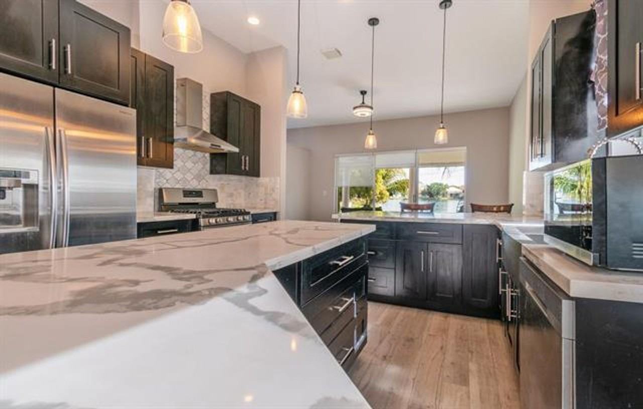 12843 12843 NW 18th Court Ct - Photo 5 of 35