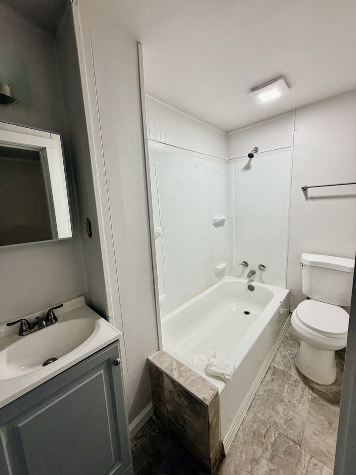 3411 Frankford Ave #1 - Photo 6 of 11