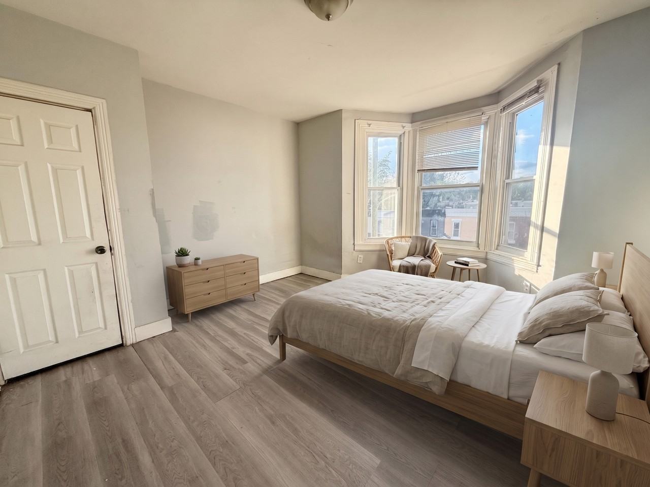 5210 Master St #2 - Photo 2 of 5