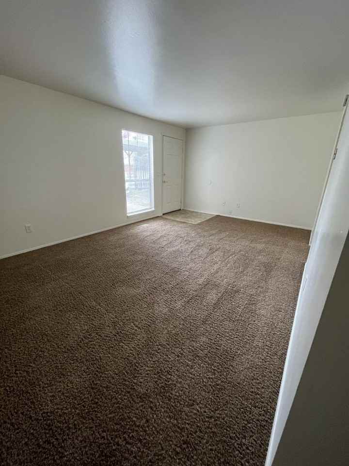 118 Colby Court Ln - Photo 7 of 13