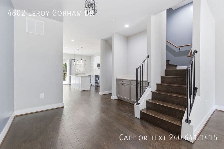 4802 Leroy Gorham Dr - Photo 5 of 28