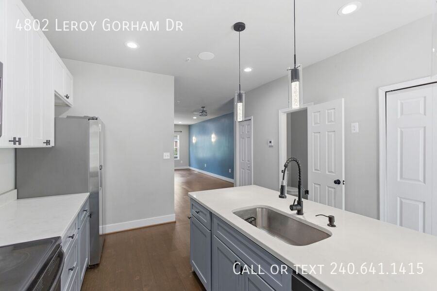 4802 Leroy Gorham Dr - Photo 7 of 28