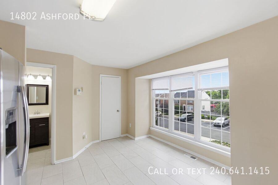 14802 Ashford Pl - Photo 4 of 25