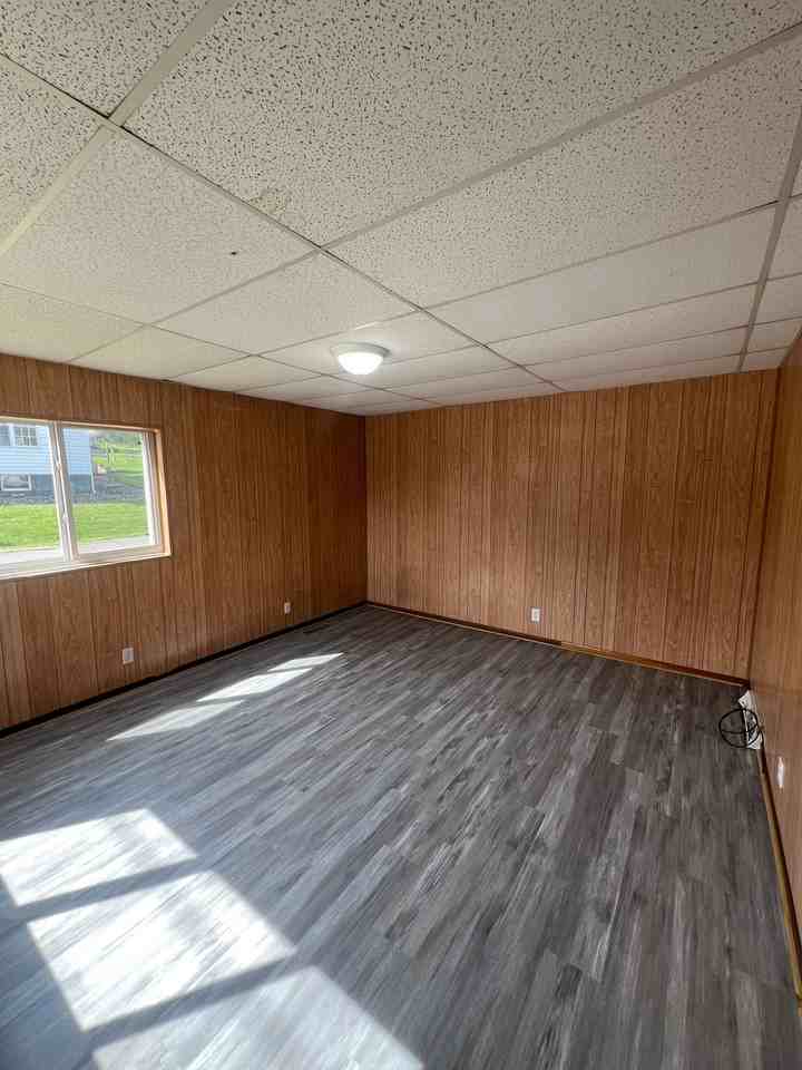 12 W 36th St - Photo 2 of 6