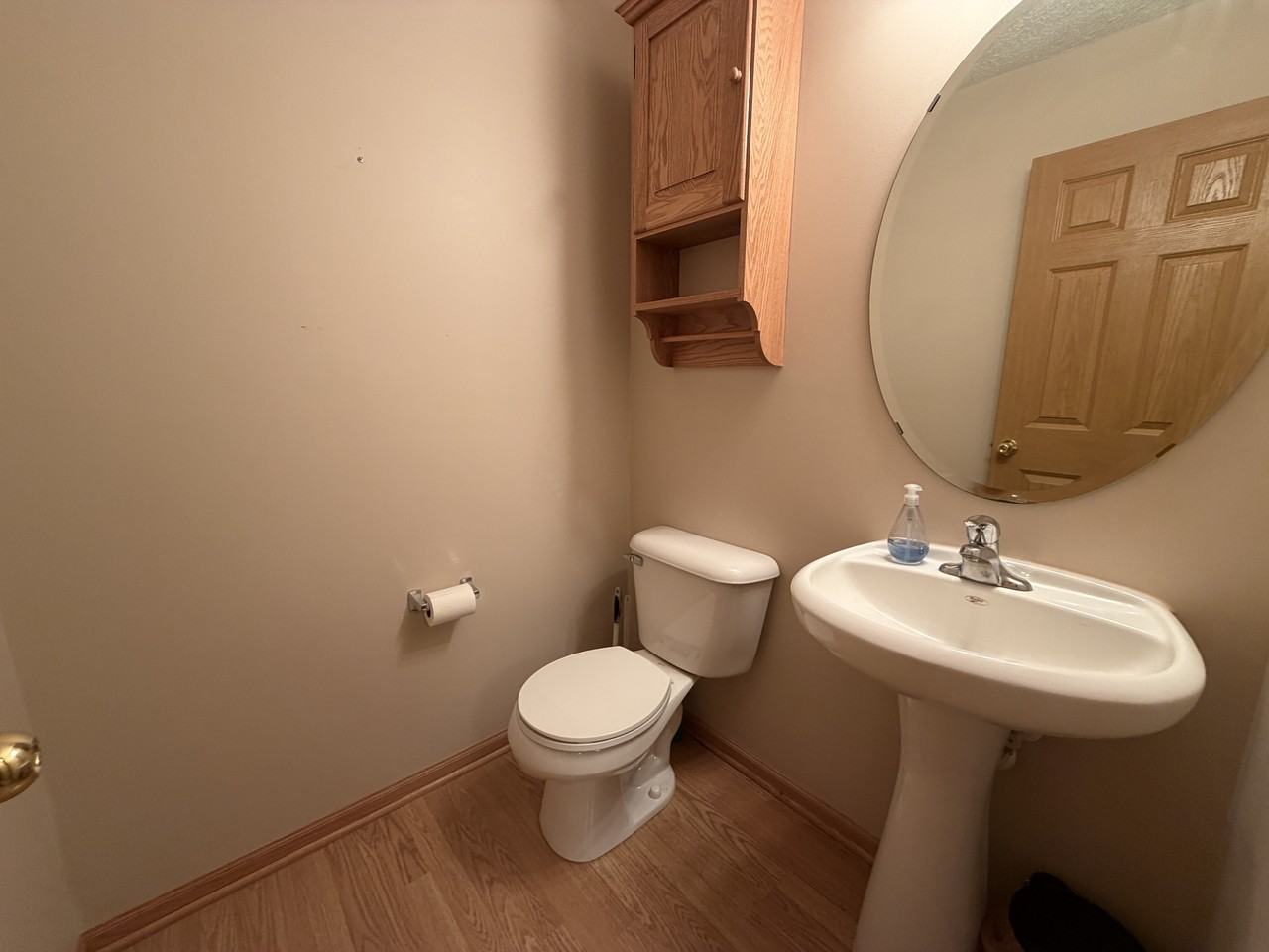 11007 Oak Grove Cir #B - Photo 4 of 23