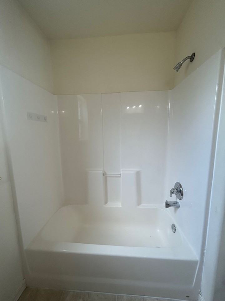 465 Taft Ave #C - Photo 6 of 24
