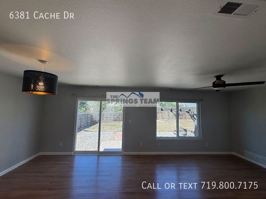 6381 Cache Dr - Photo 7 of 22