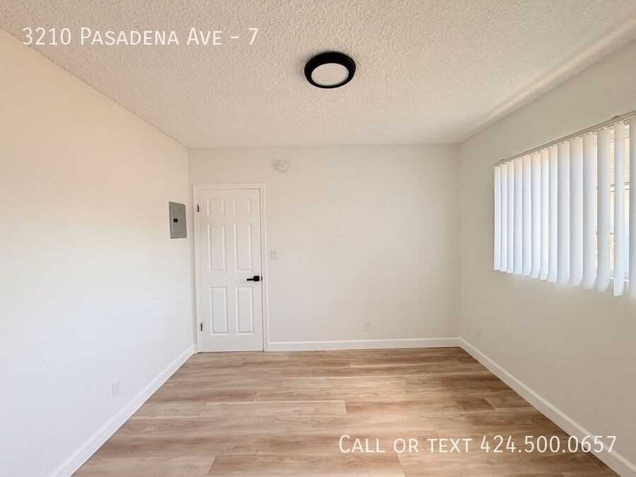 3210 Pasadena Ave #7 - Photo 5 of 7