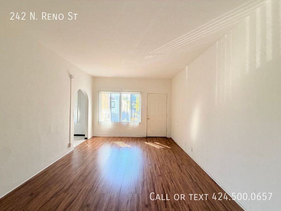 242 N Reno St - Photo 3 of 10