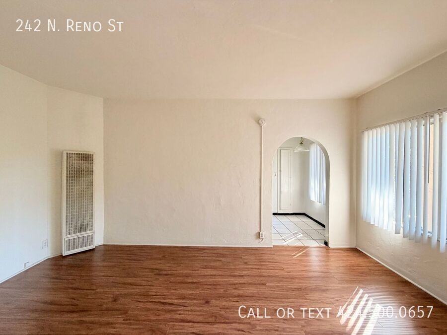 242 N Reno St - Photo 4 of 10