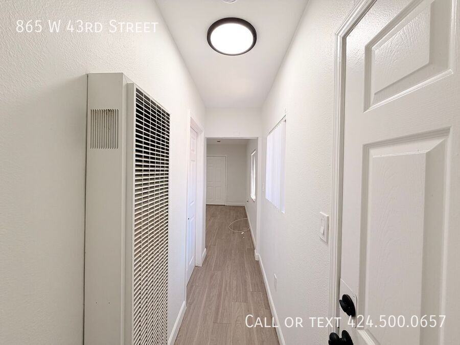 865 W 43rd St - Photo 7 of 19