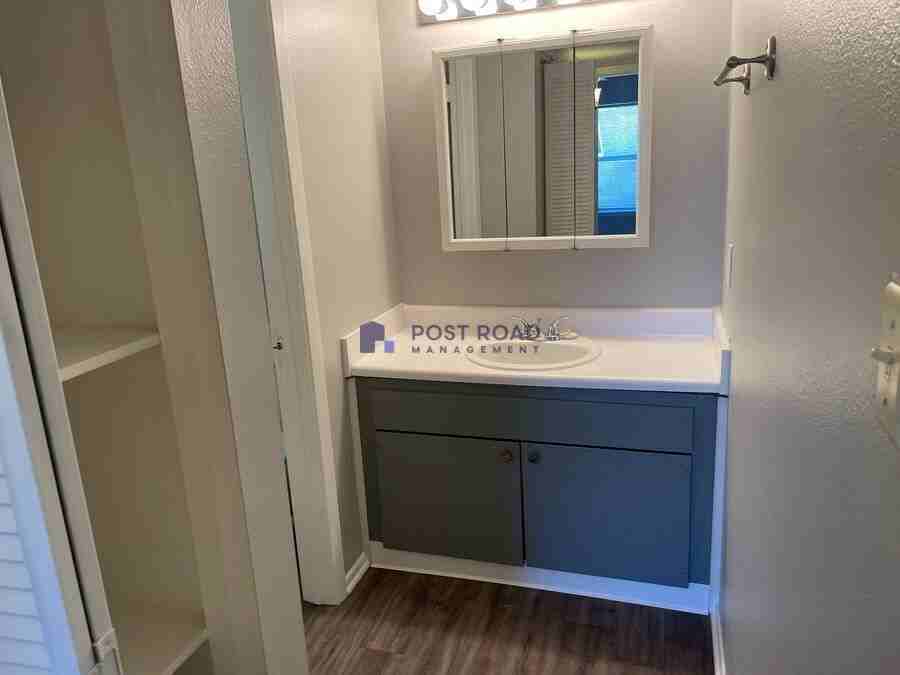 2902 S Osage Ave #102 - Photo 3 of 46