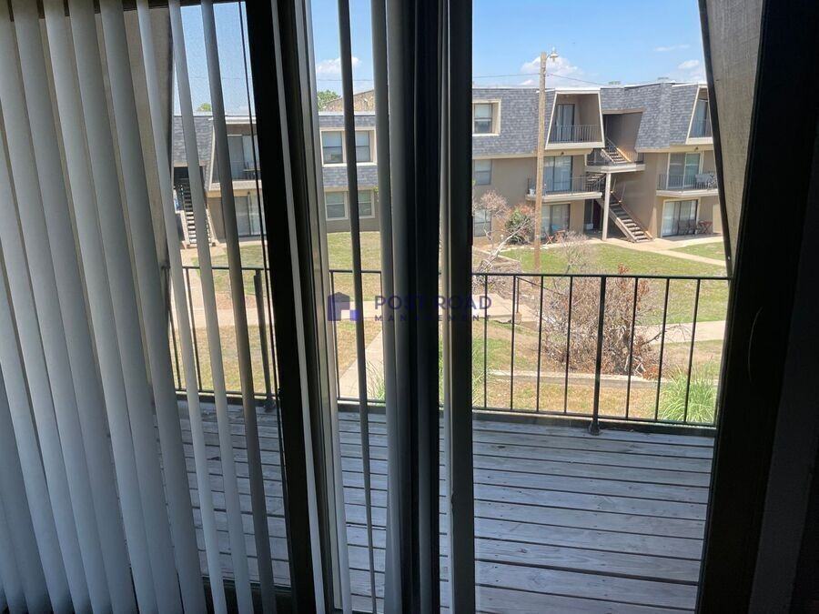 2902 S Osage Ave #102 - Photo 5 of 46