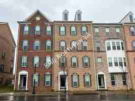 featured image of 9535 Center St