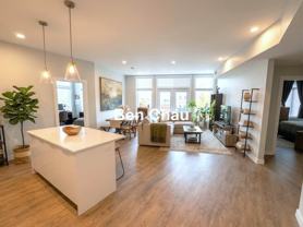 44 Medford St #304B - Photo 1 of 1
