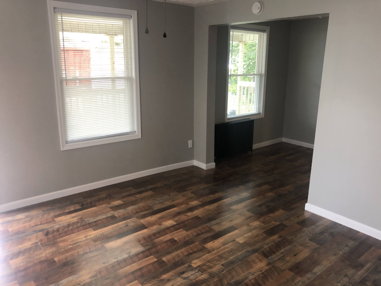 527 Charles St #1stFL - Photo 3 of 13