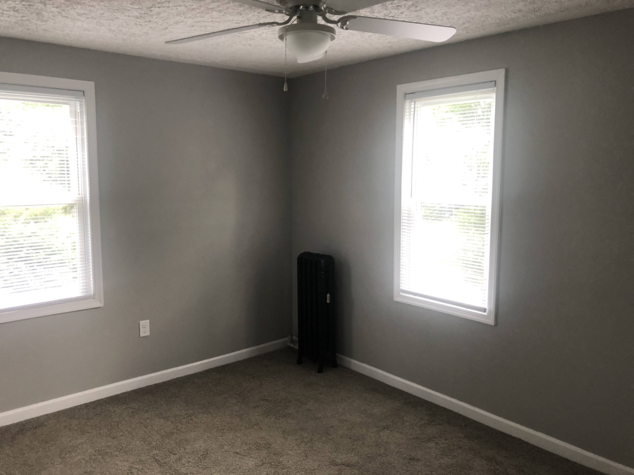 527 Charles St #1stFL - Photo 5 of 13