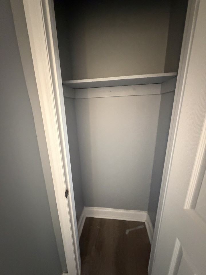 548 Avenue C #5 - Photo 7 of 11