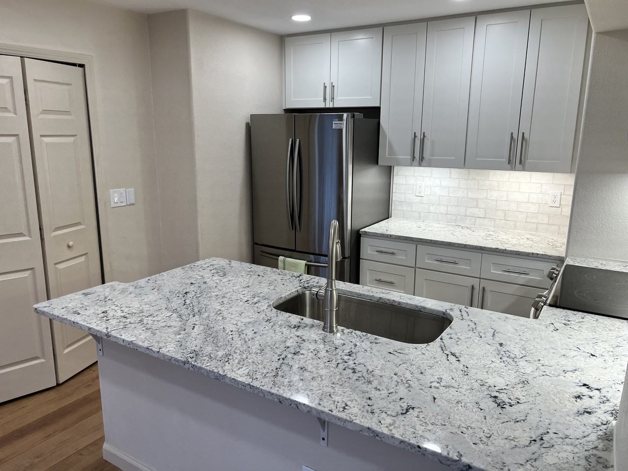 2070 Gonzaga Pt #2070 - Photo 5 of 29