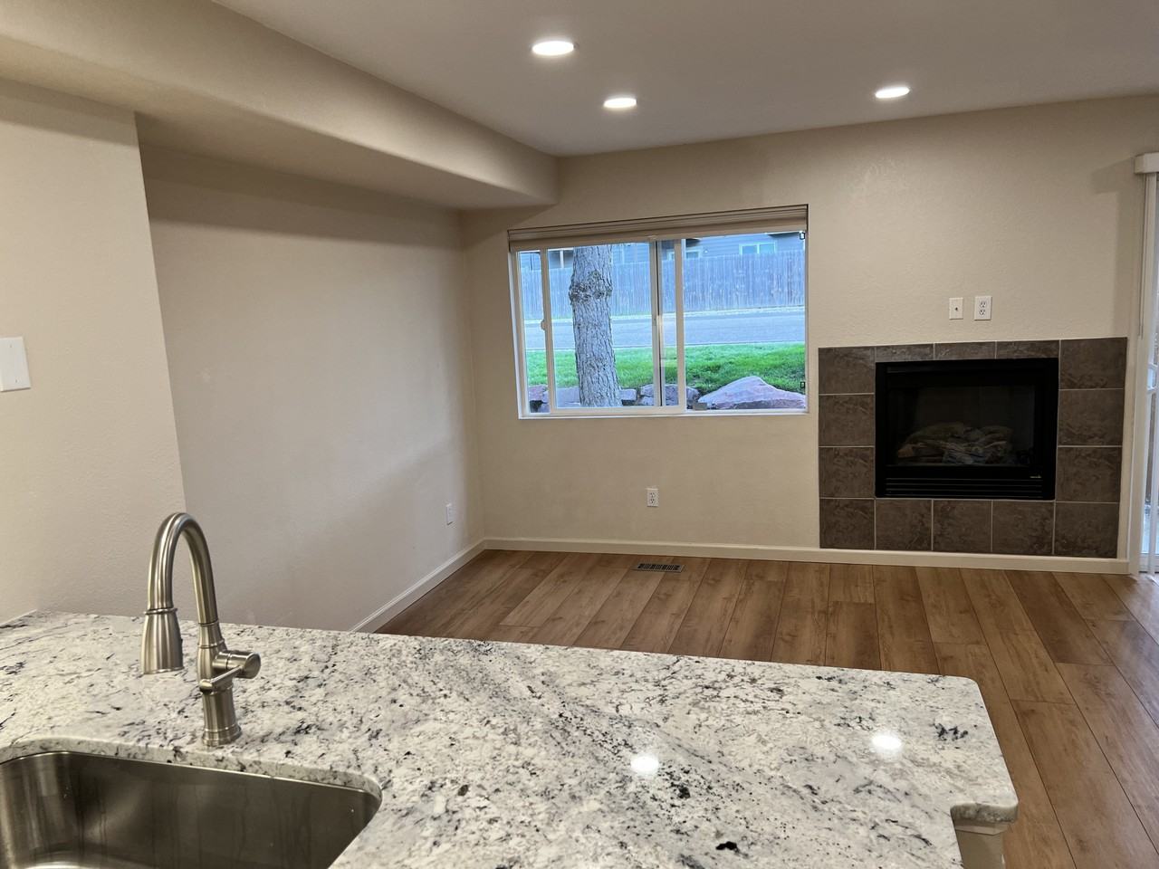 2070 Gonzaga Pt #2070 - Photo 6 of 29