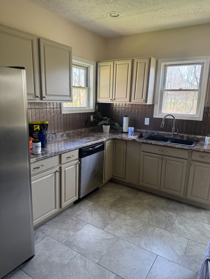 48 Crowell Ave #NA - Photo 2 of 15