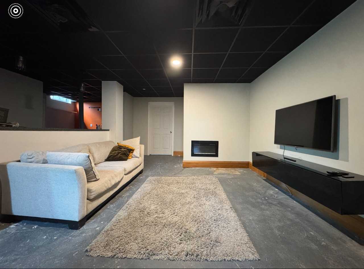 48 Crowell Ave #NA - Photo 3 of 15