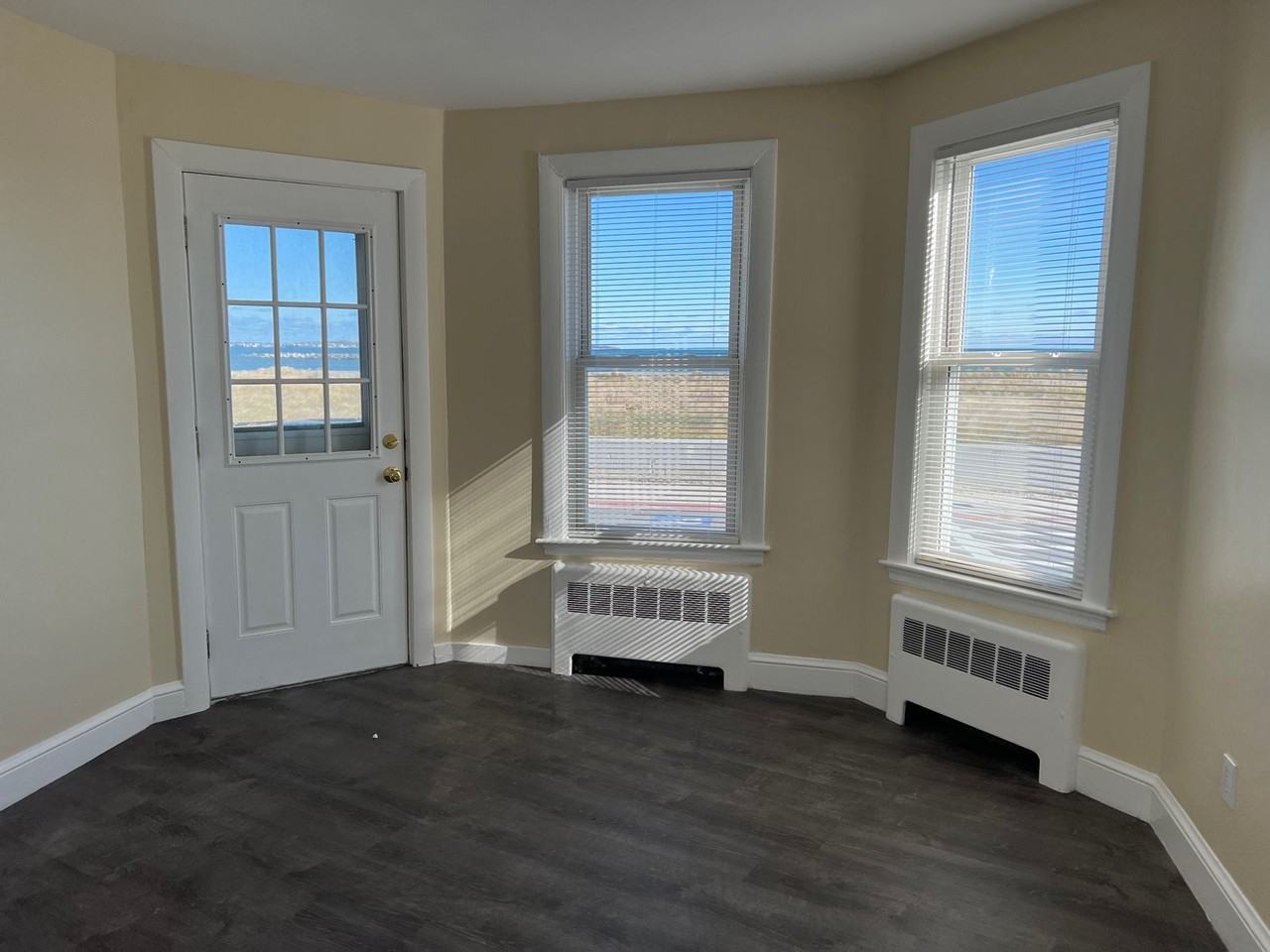87 Winthrop Shore Dr #2 - Photo 5 of 9