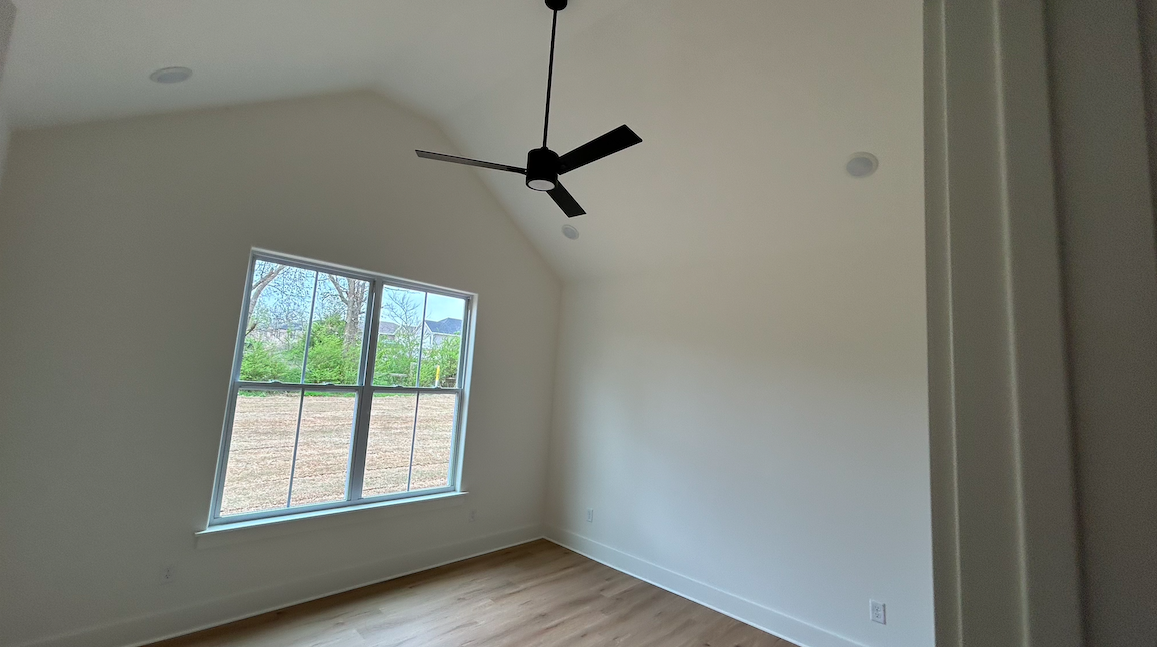 912 E Buchanan St #NA - Photo 5 of 9