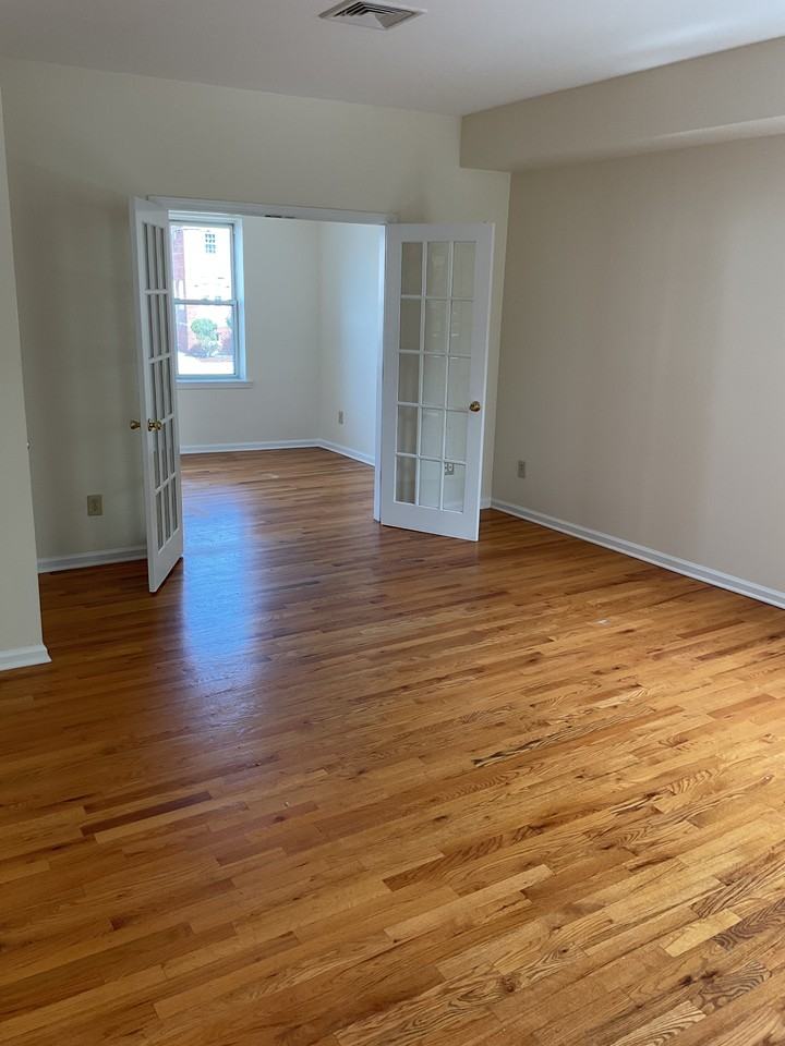 254 Bloomfield Ave #4 - Photo 2 of 11