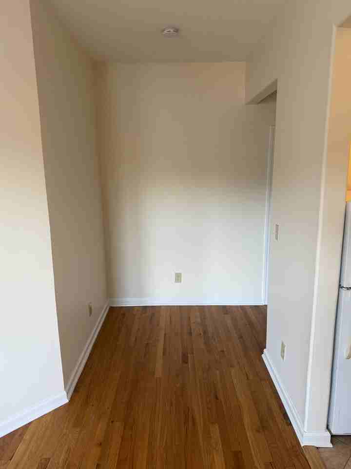 4 Provost Sq #6 - Photo 3 of 11