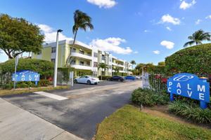 featured image of 10755 Sw 108th Ave #103