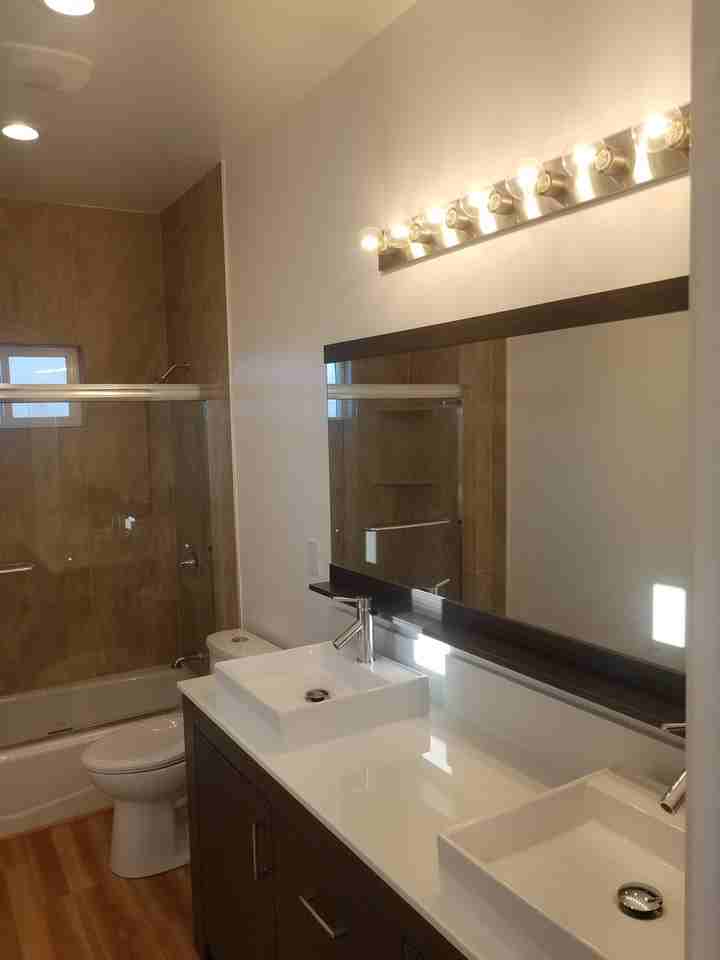 1429 S Sycamore Ave #1429 - Photo 7 of 17