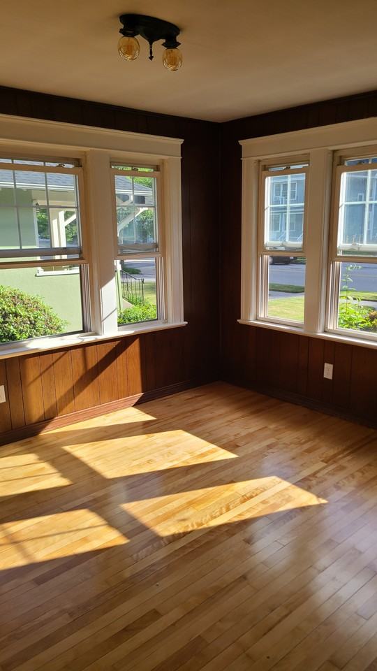 60 Richmond Ave #1 - Photo 7 of 10