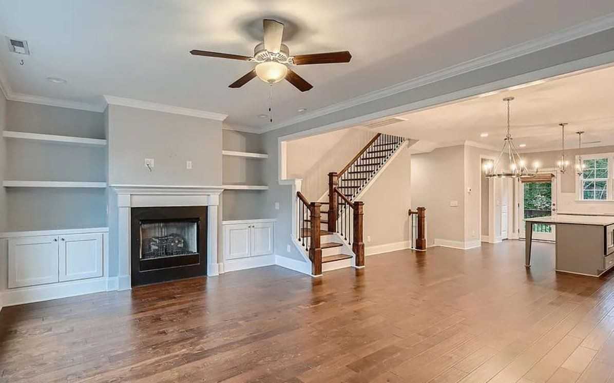 1608 Bowery Dr #1608 - Photo 3 of 8