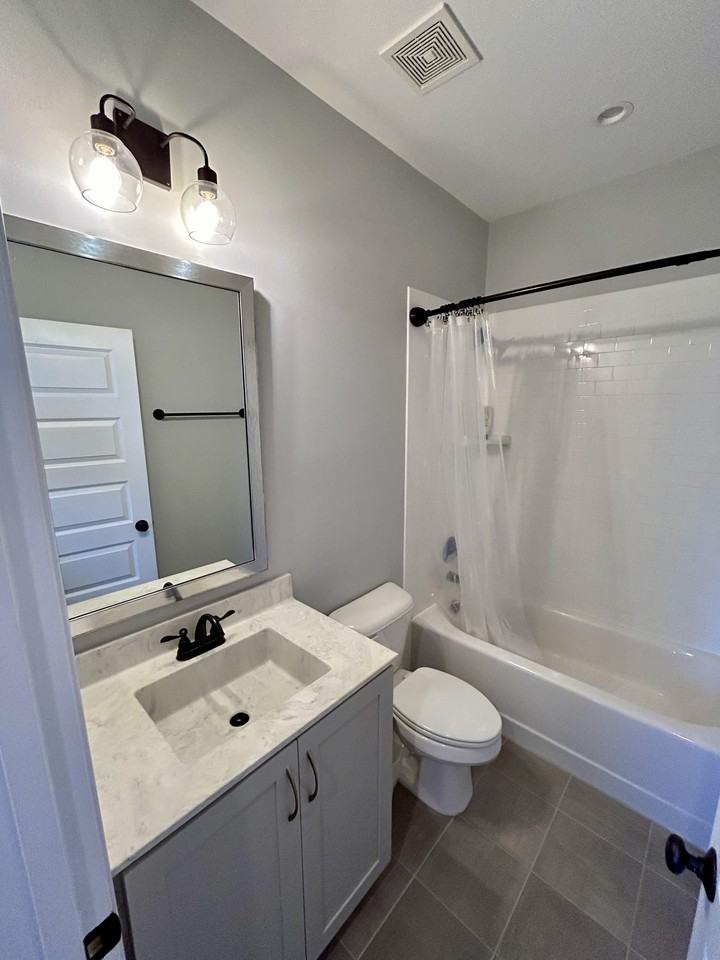 1608 Bowery Dr #1608 - Photo 5 of 8