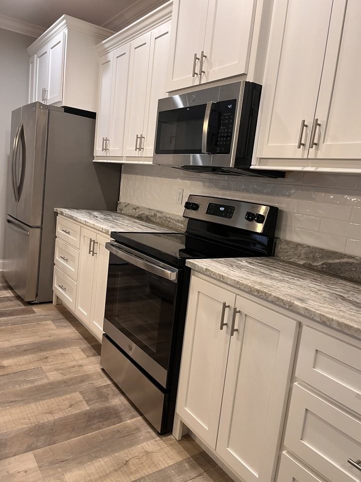 192 Clear Creek Dr - Photo 2 of 21