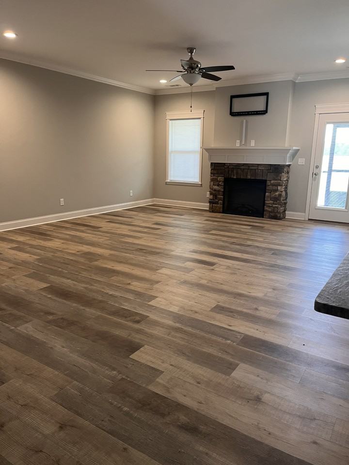 192 Clear Creek Dr - Photo 3 of 21