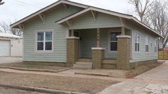 422 N 8th St - Photo 1 of 1