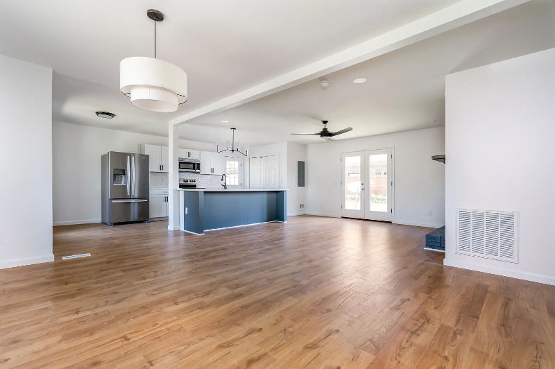 2720 Florentine Rd - Photo 2 of 19