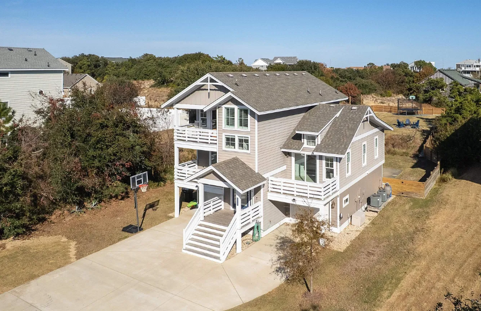 3515 Bay Dr #NA - Photo 3 of 28