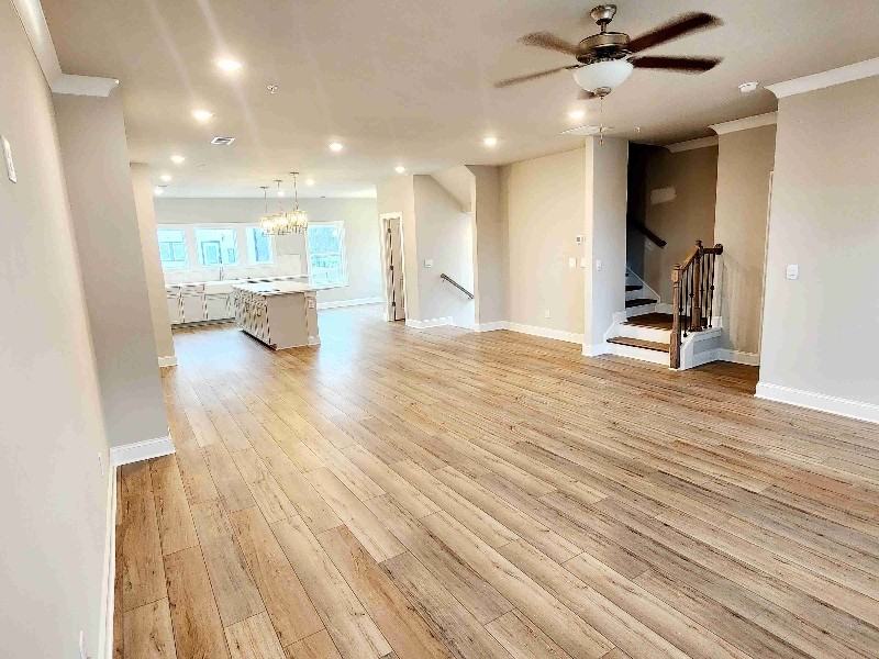 1054 Knoxboro Ln - Photo 4 of 17