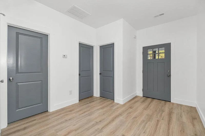 206 Essex Dr - Photo 5 of 23