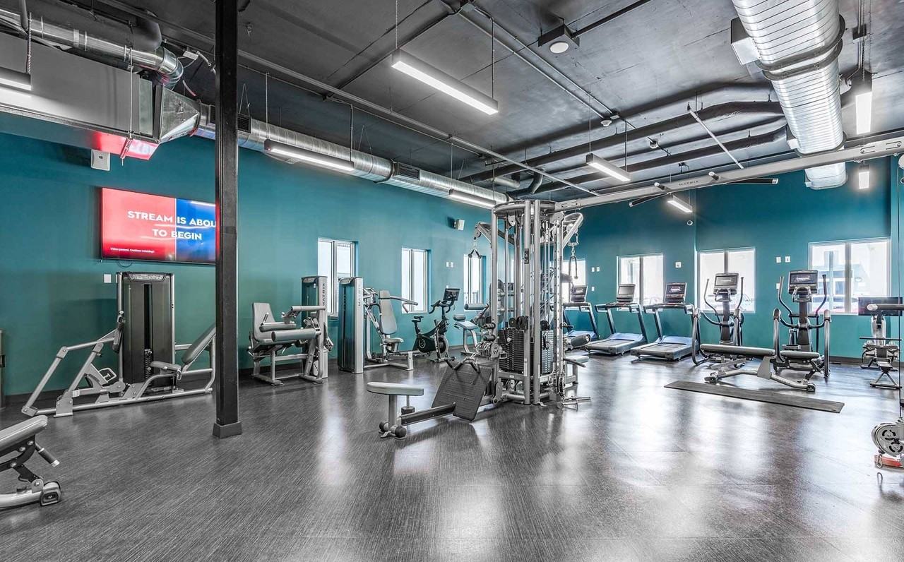 Pura Vida Hialeah Luxury Apartments - Photo 4 of 49