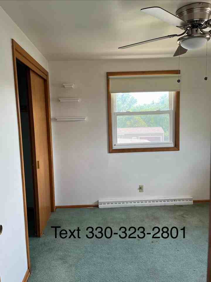 371 25th St Se - Photo 6 of 9