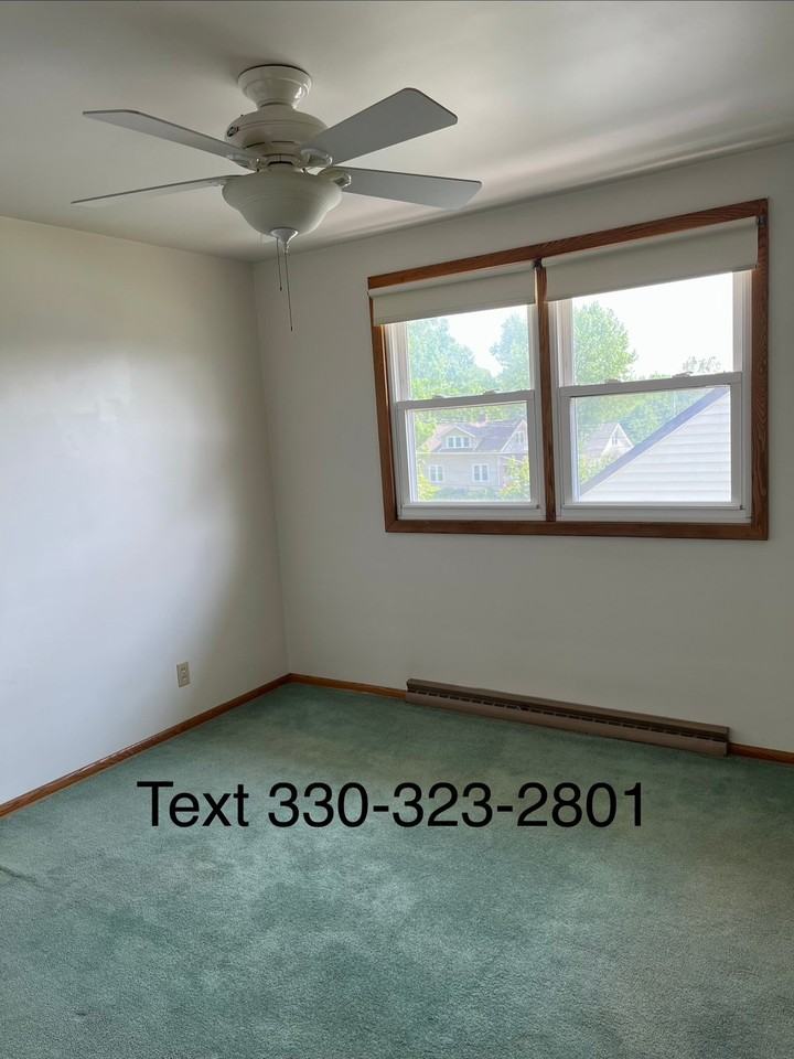 371 25th St Se - Photo 7 of 9