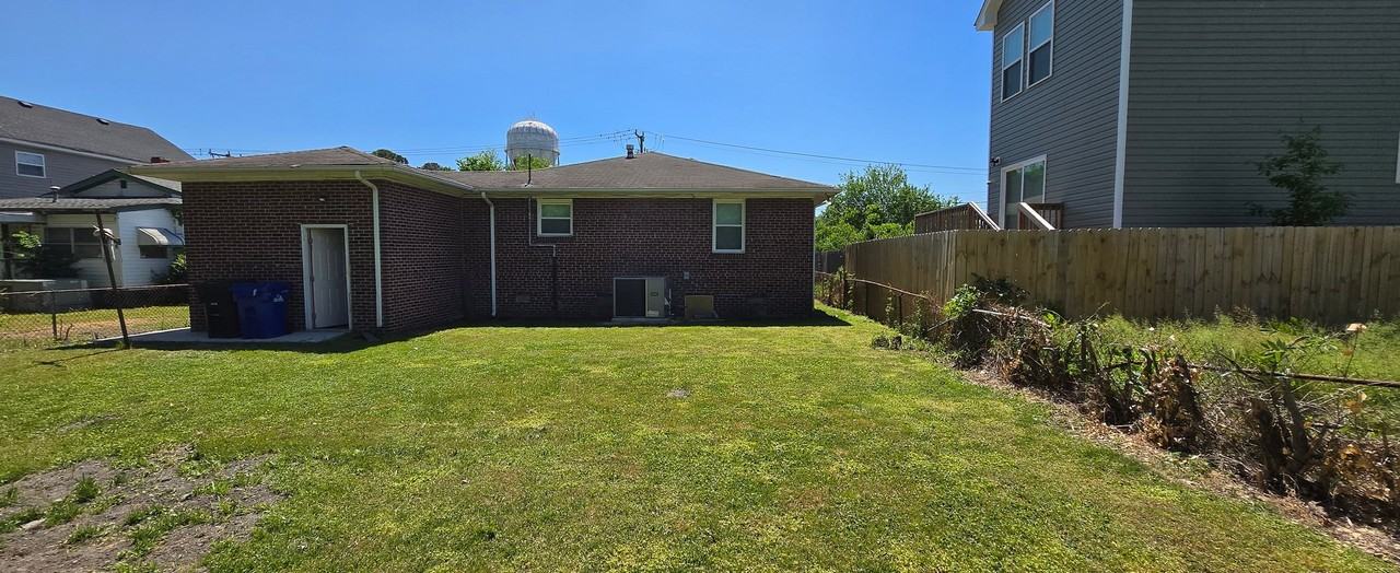 818 Coolidge St - Photo 2 of 21